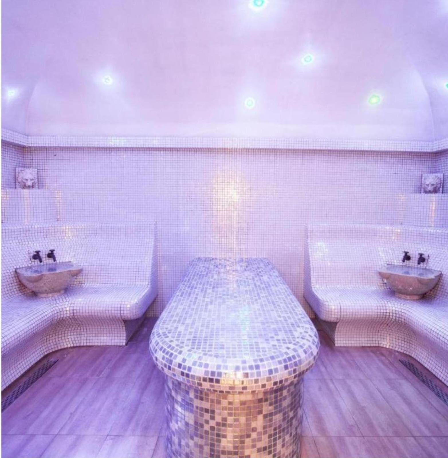 Love Room Bukareszt Zewnętrze zdjęcie